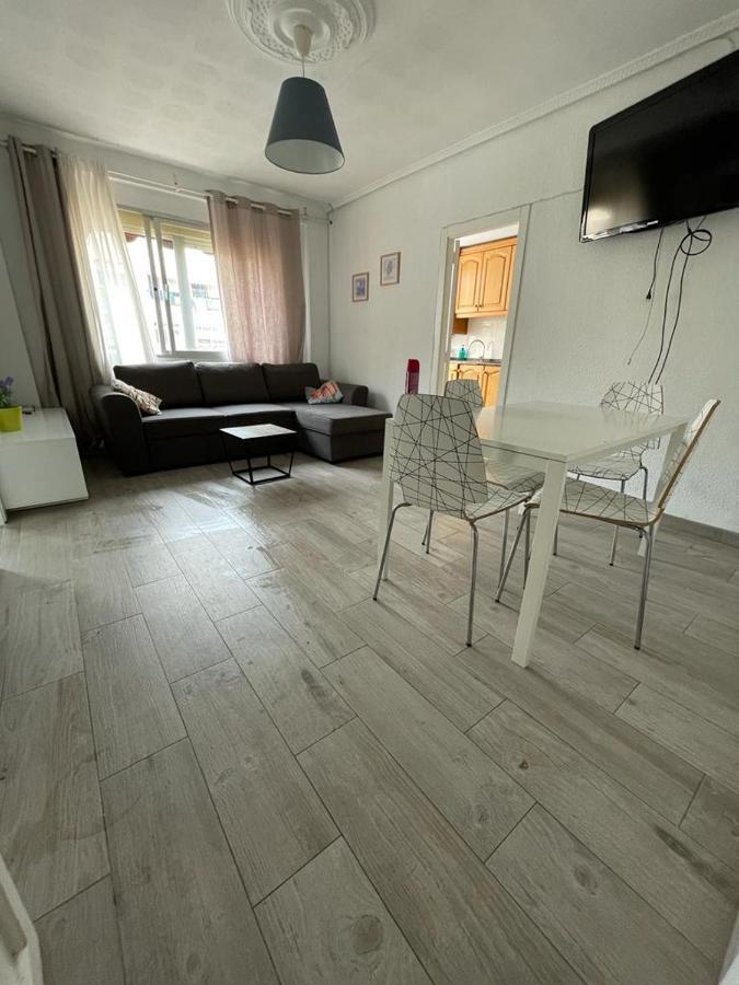Malvarrosa Beach Familiar Valencia Ngoại thất bức ảnh